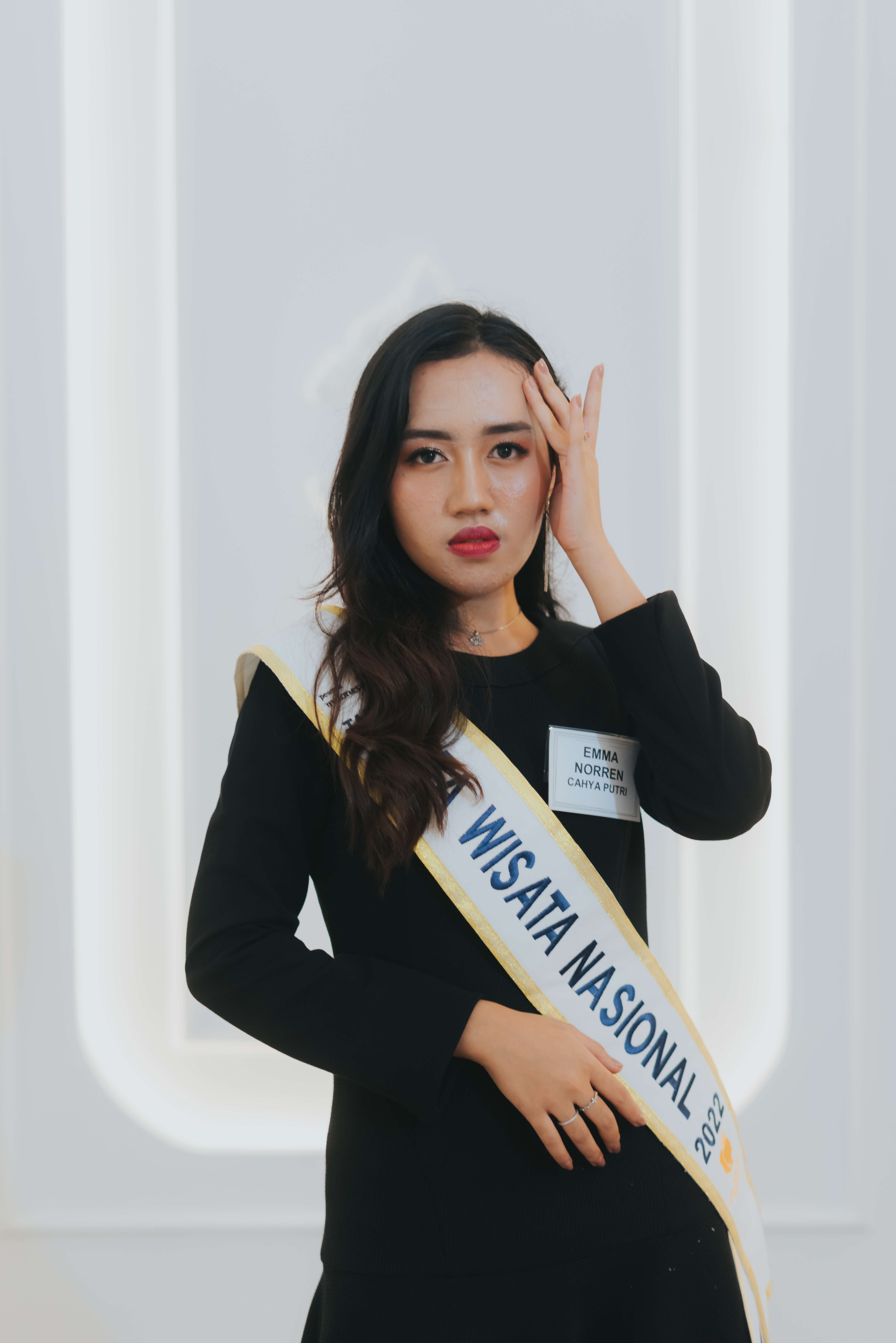 EMMA NORREN CAHYA PUTRI
